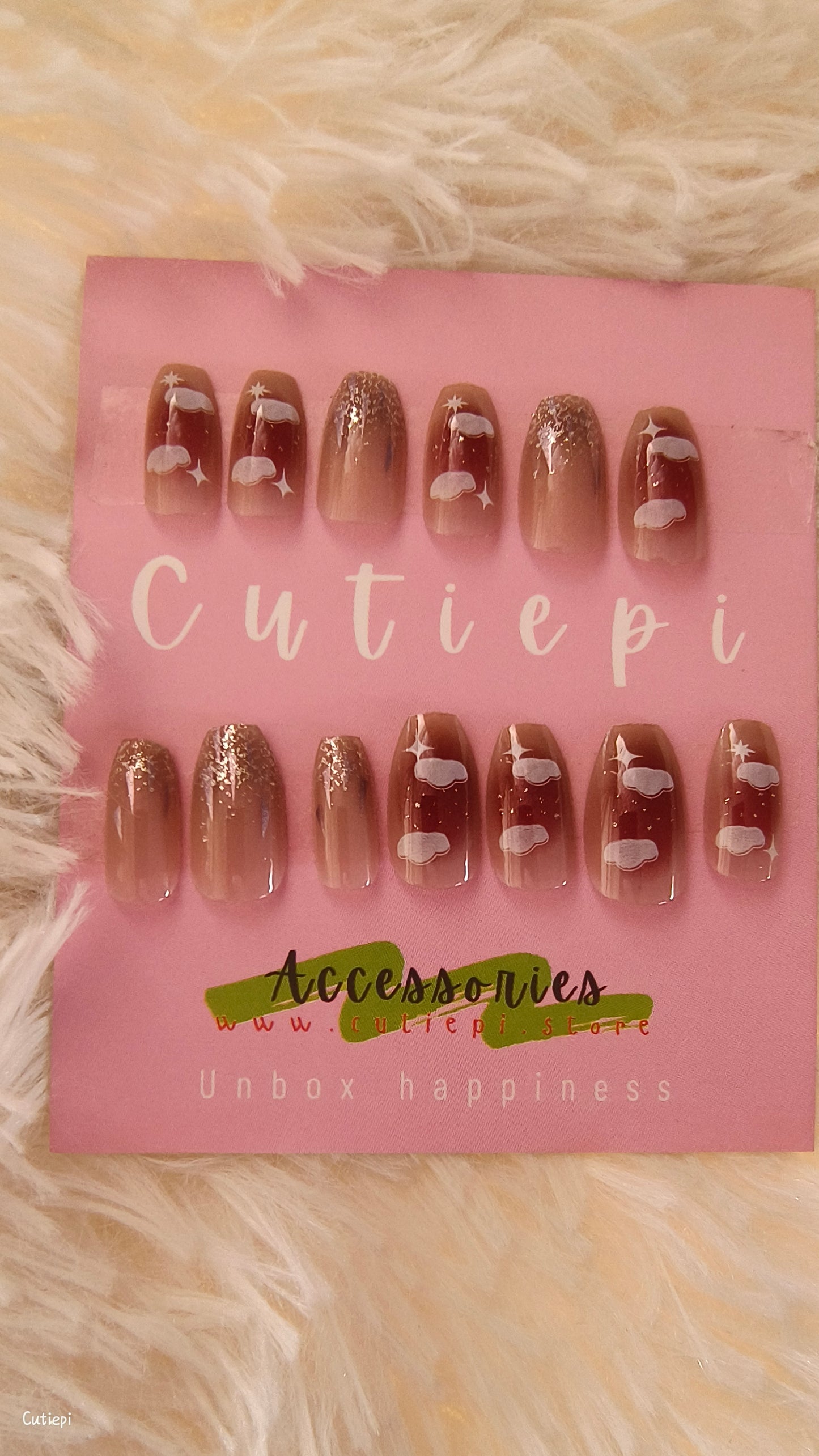 Dreamy Cloud Almond Nails - Shimmery Brown & White, 24pcs with Kit