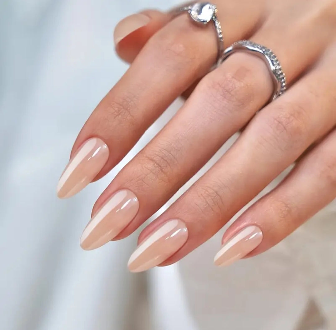 Golden Elegance: Chrome Shine Press-On Nail Set 15pcs With Application kit