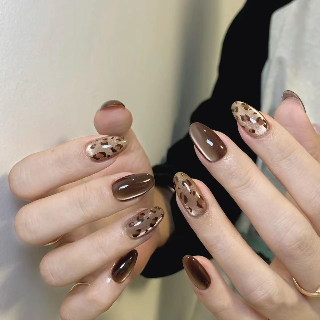 Cheetah Chic-Premium Almond Nails | 15pcs with Application Kit (New Arrival)