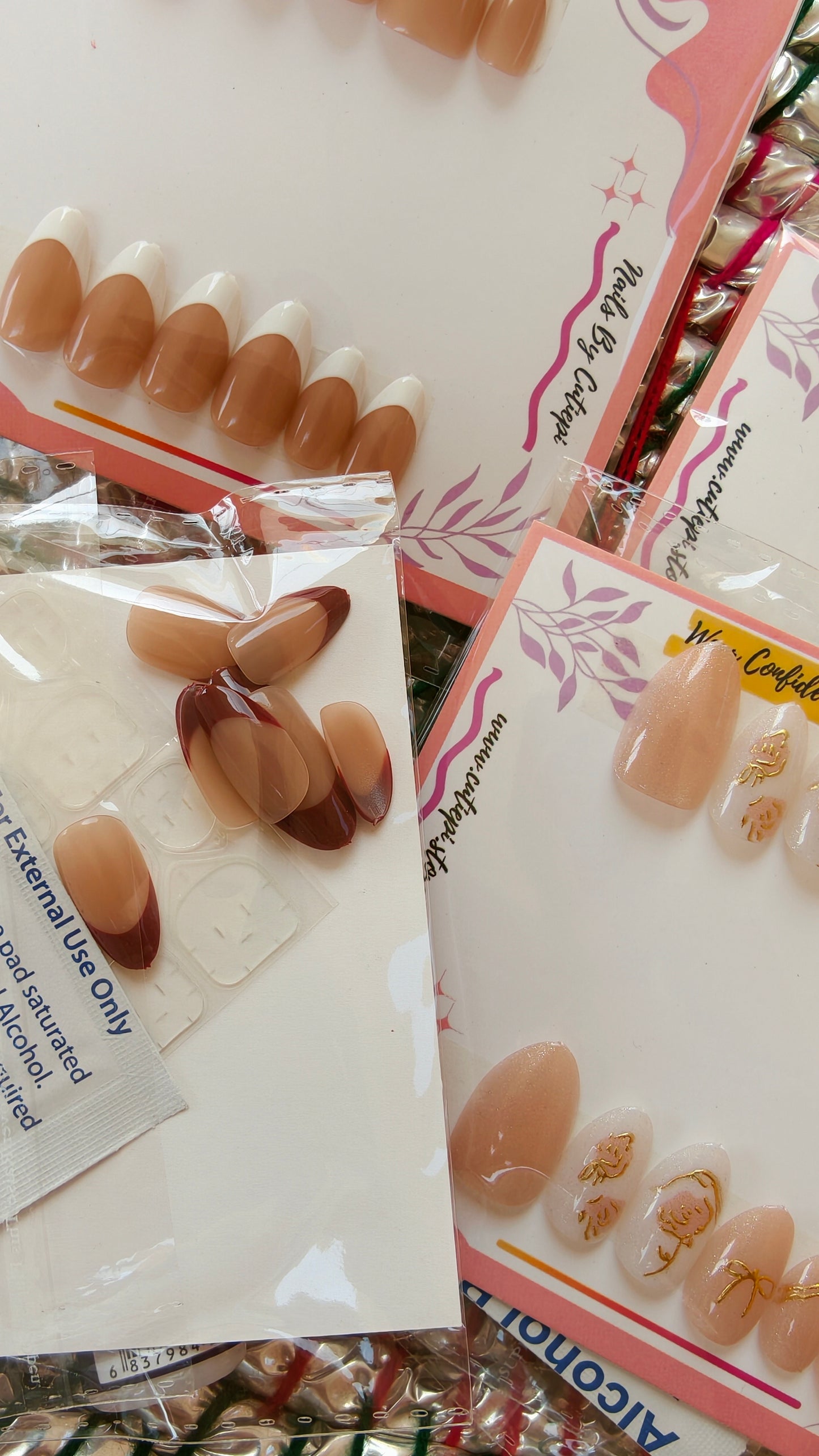Eid Deal 1-pack of 4 nails and 1mini Glue-total 60 Nails (15pcs each) Same designs as shown