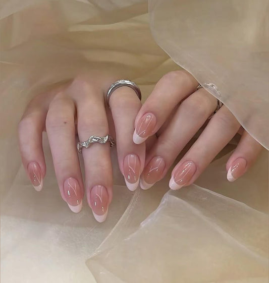 Nude French – 15pcs Glossy Nails with Kit 💙✨