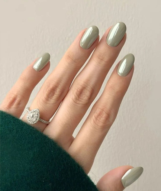 Macha Shine- 12pcs Chrome Nails with Application Kit