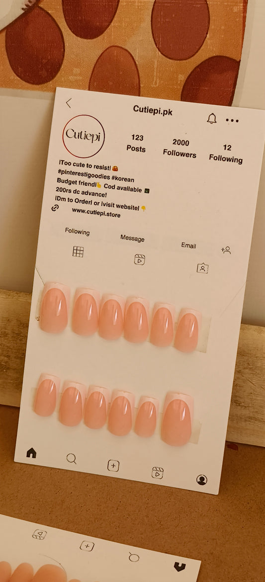 Glossy French – 24pcs Nail Set with Application Kit
