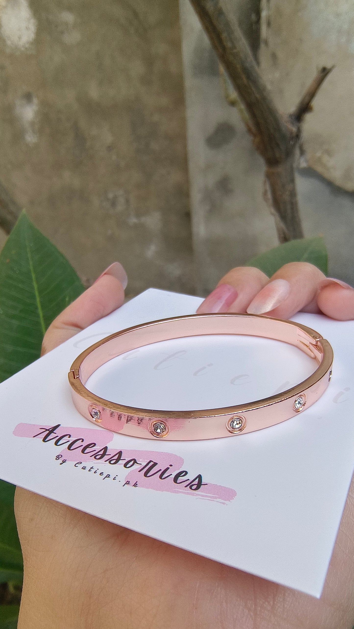 Clearance deal- 5 premium bracelets - advance payment only