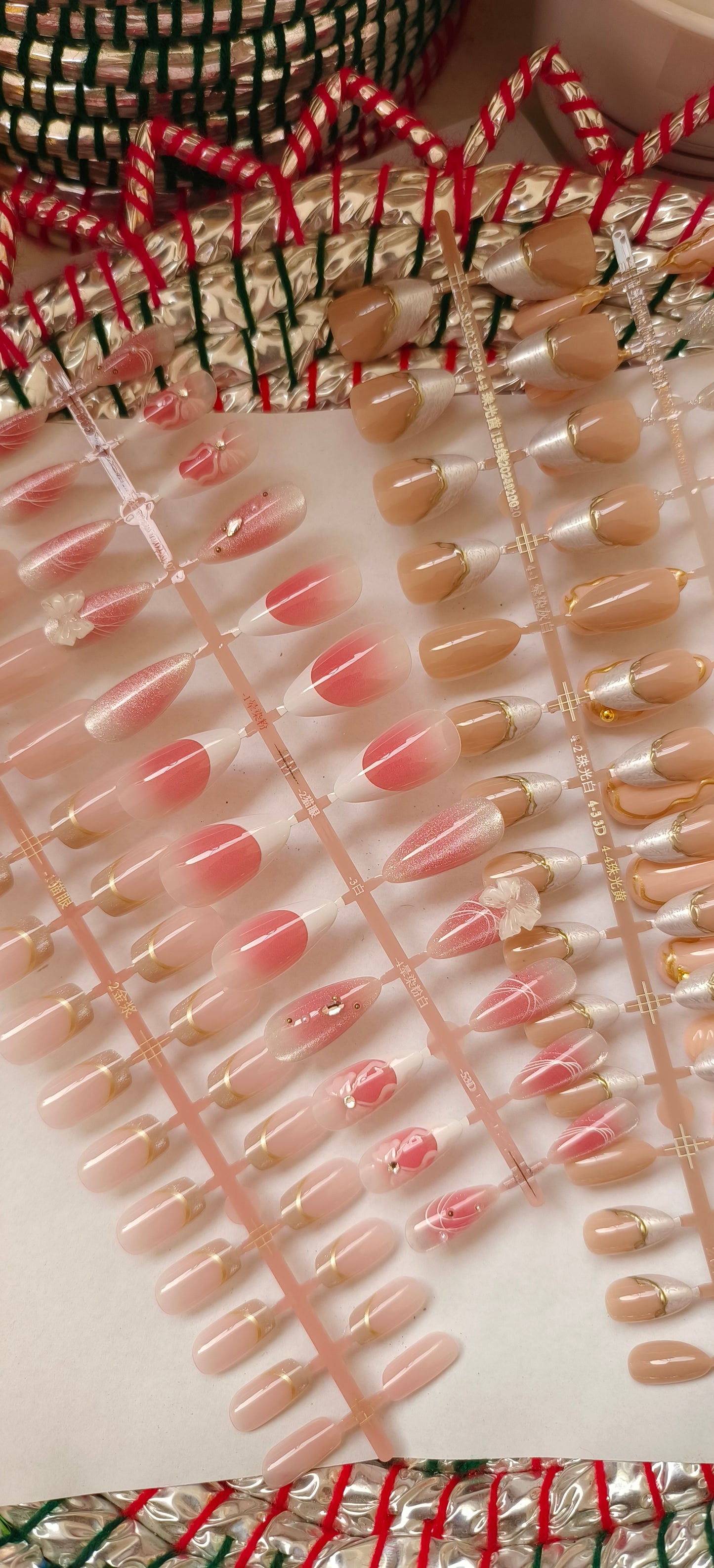 Barbie Glam- 12 pcs Premium Handmade Nails with Kit (Bridal Wear)