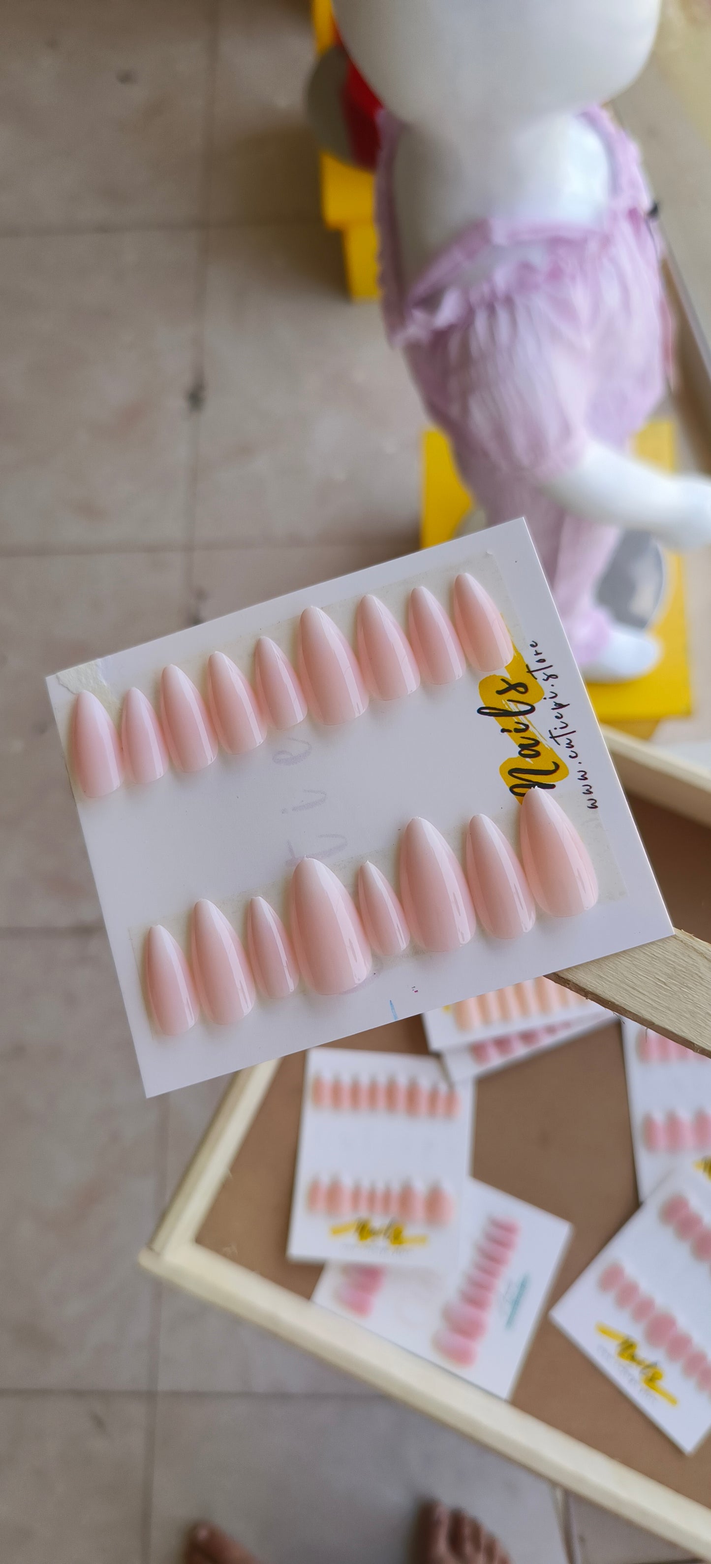 Hania Nails- 24pcs with Application Kit