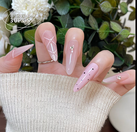 Glam Girl-Long Premium nails with application kit