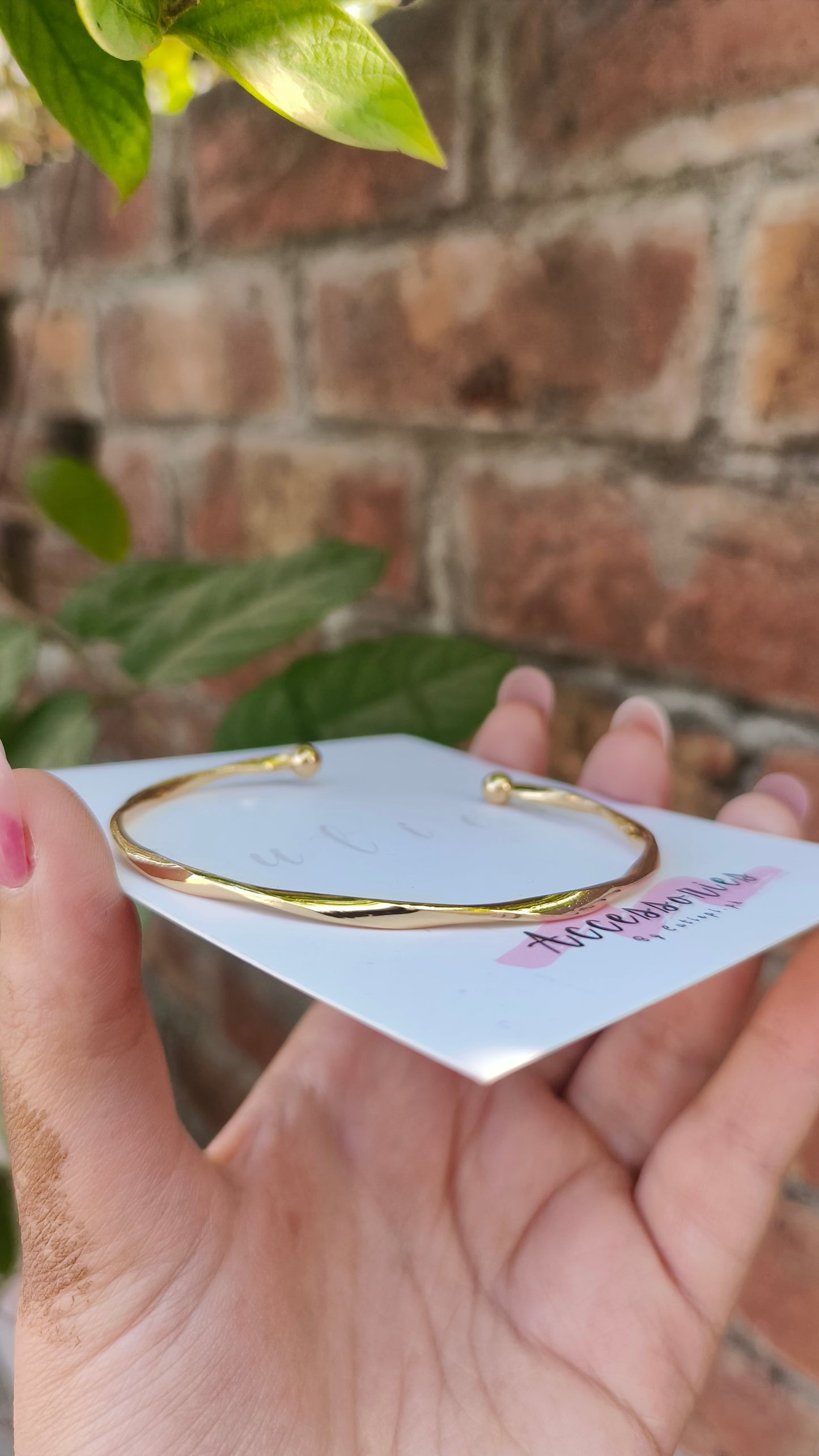 Clearance deal- 5 premium bracelets - advance payment only
