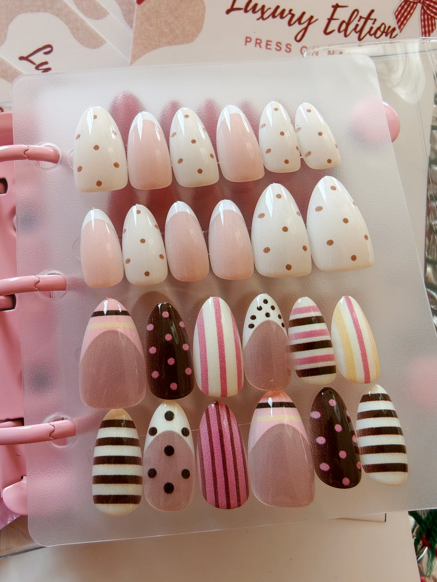 8 sets Nail Book (Each set has 15nails) with complete application kit