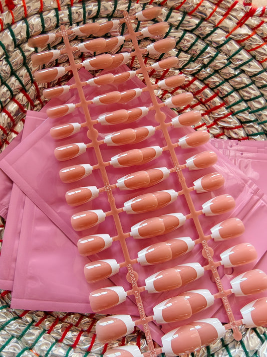 Gel French – 30pcs Premium  Square nails with Application Kit