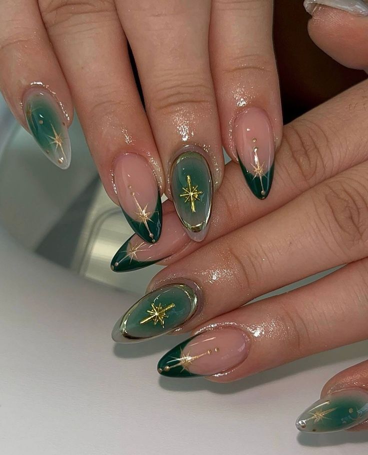 Emerald Beauty- 15pcs Premium Cat eye Nails with Application Kit