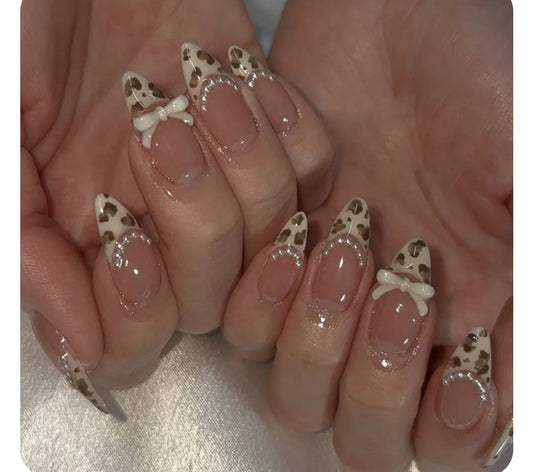 Ceo Vibe- Handmade Glam Nails with Application Kit (Luxury Edition)