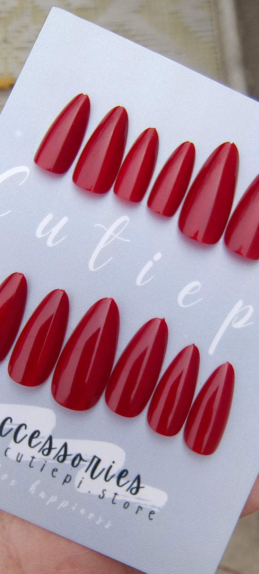 Scarlet Glaze – 24pcs Red Cat Eye Nails with Application Kit