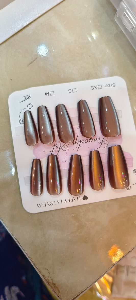 Mocha Beam – 10pcs Brownish Cat Eye Square Nail Set with Application Kit