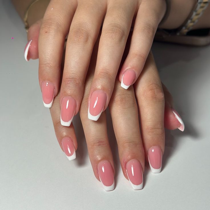 Pink French- 15pcs Gel Nails with Application Kit