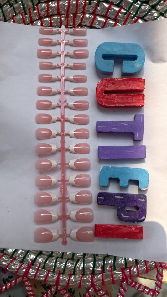 Discounted Deal 16 (Pack of 2 best sellers) 15 pcs each (Total 30 Nails)