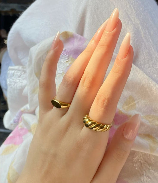 Natural Glaze-15 pcs Nail Set with application kit (stylish and classy)