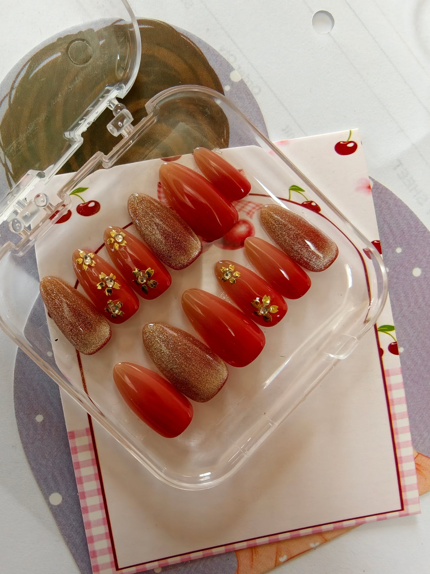 Rose Gold- Handmade 12pcs Cate eye Nail set with Application kit