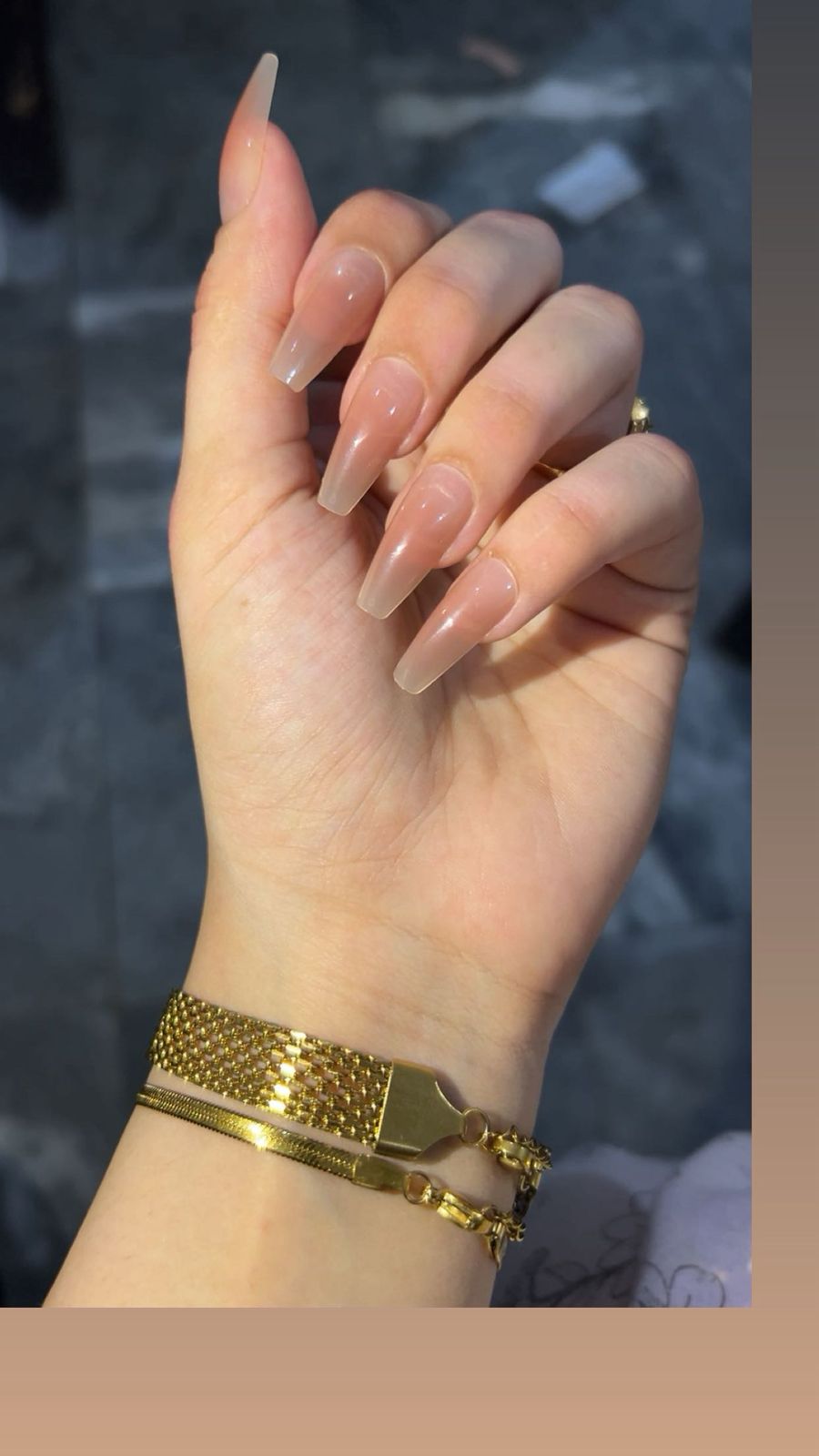 Nude Nails- Routine Wear 24pcs with Application Kit