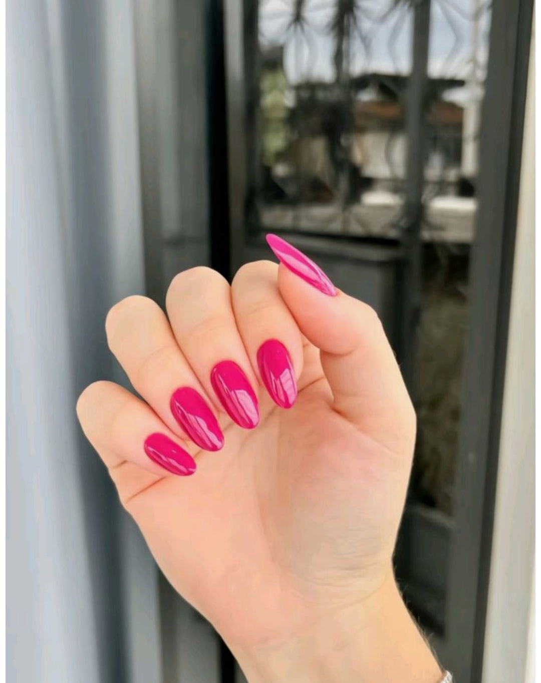 Trendy Pink- Medium Length Glossy 15 pcs Nails with Application kit