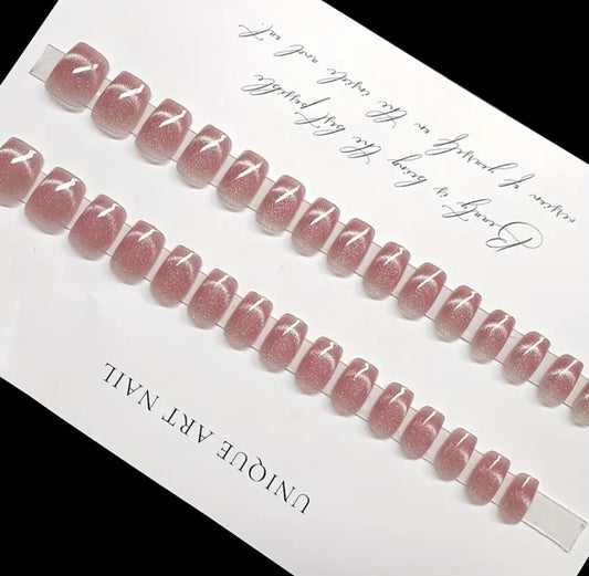 Clean girl– 30 pcs Premium Mini Cat eye Nails with Application Kit (Eid Special)