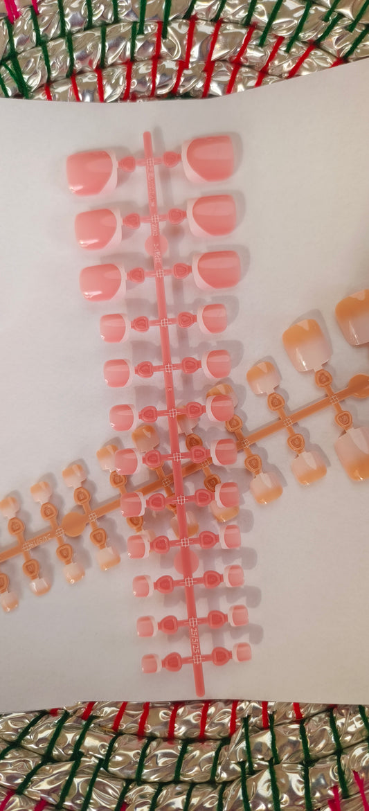 Rainbow shine cat eye nails- 15pcs with application kit