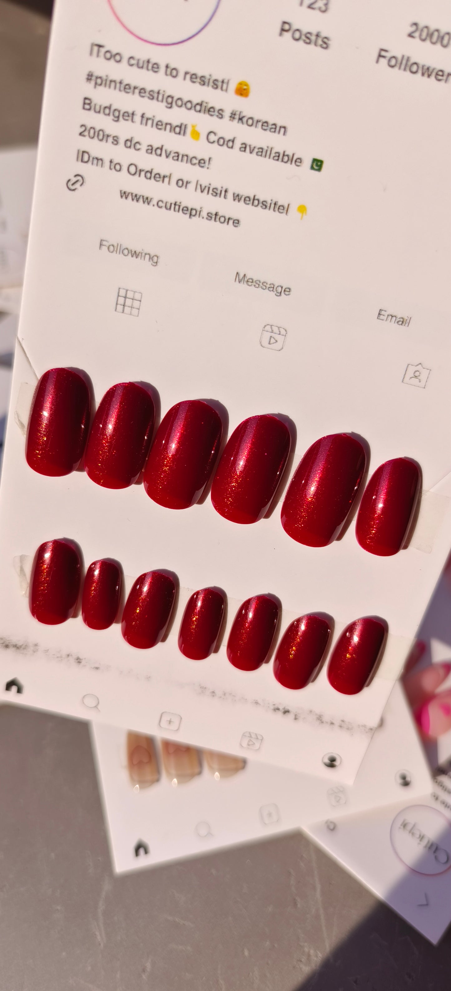 Gleaming Maroon Almond – 24pcs with Application Kit