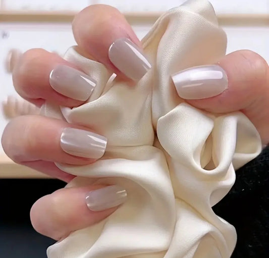 Luxe shine- 15pcs cat eye nails with application kit