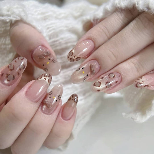 “Affordable Pakistan press-on nails with stylish designs,  nail set with application kit for everyday wear.”
