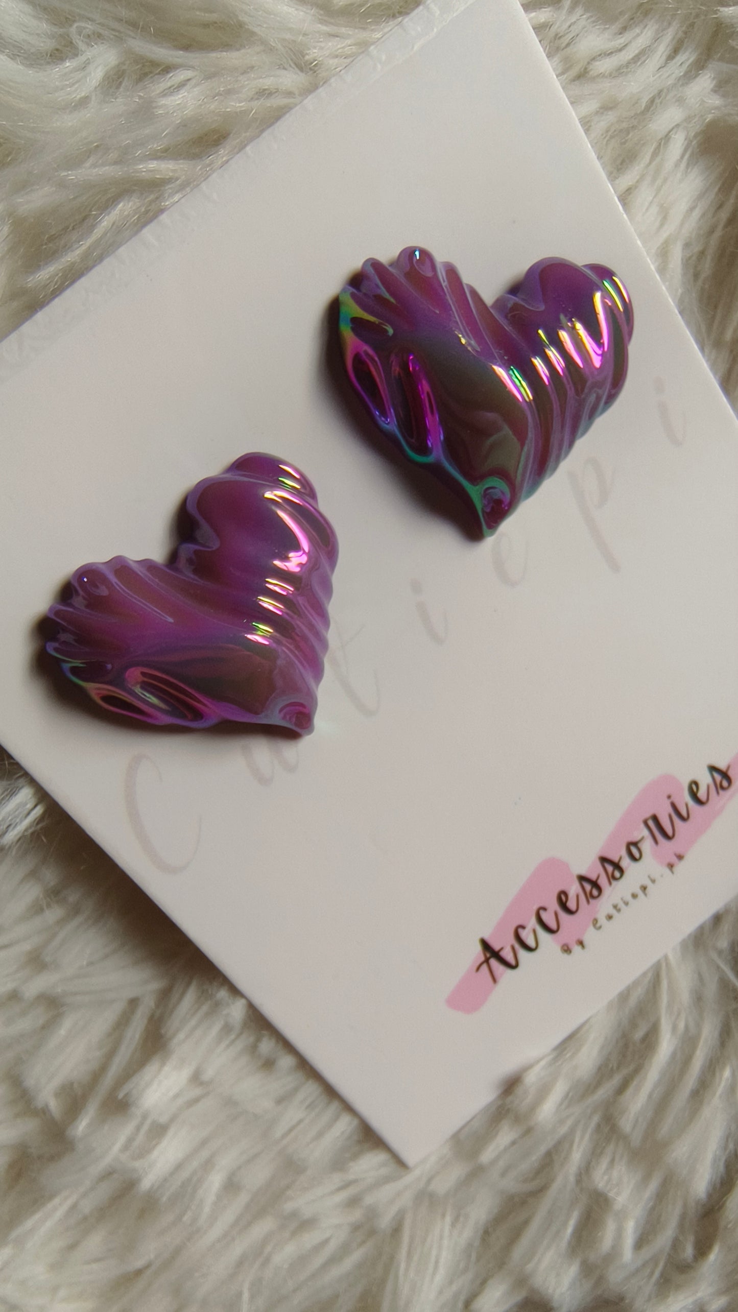 Vintage-Inspired Acrylic Heart Earrings – Timeless French-Style Elegance