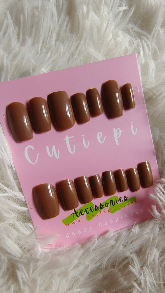 Light Brown – Subtle Elegance 24pcs Press-On Nail Set