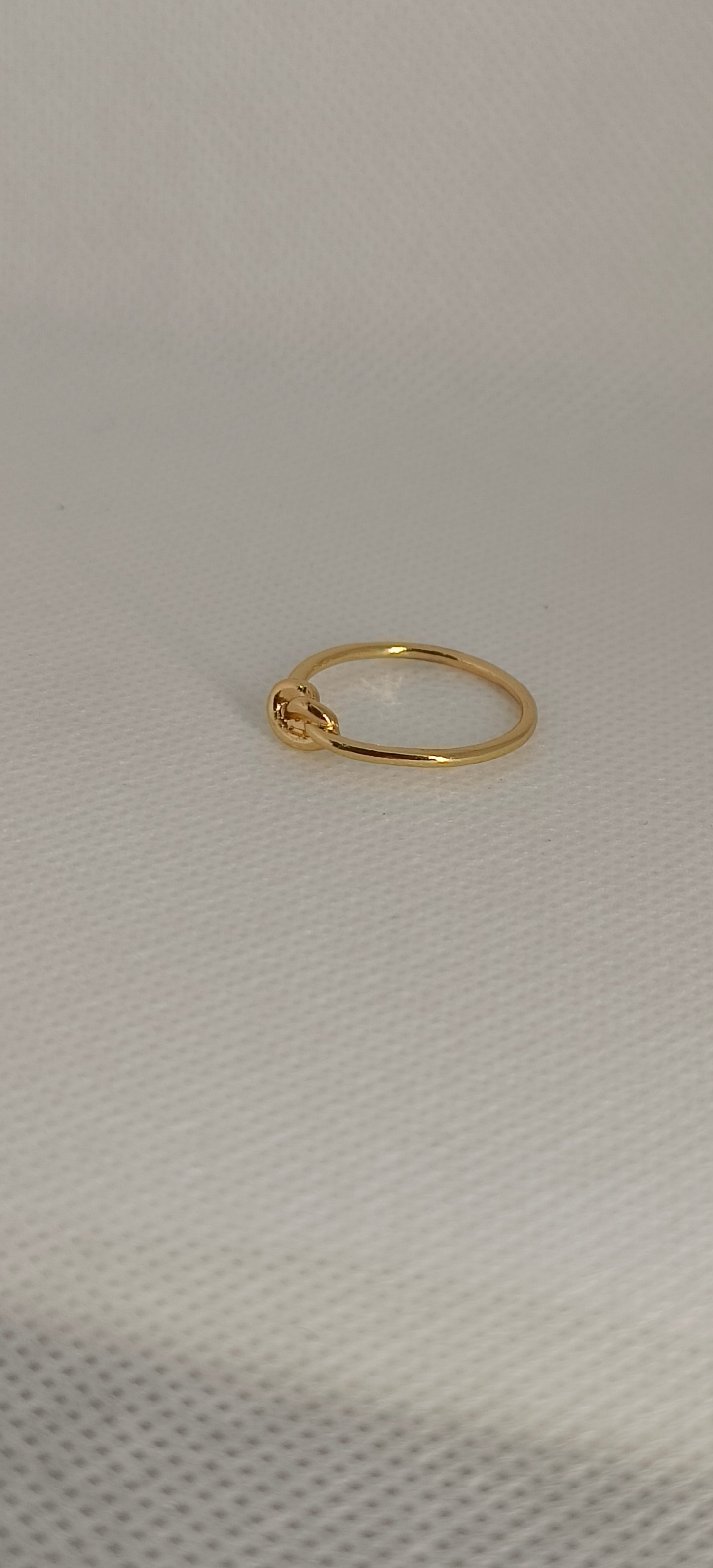 knot ring
