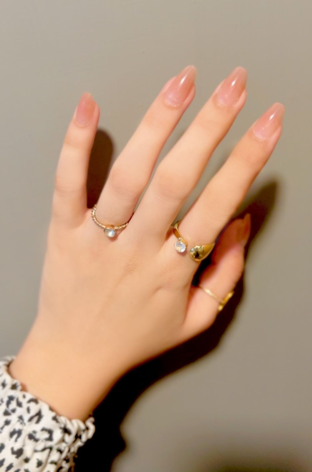 Nude Nails- Routine Wear 24pcs with Application Kit