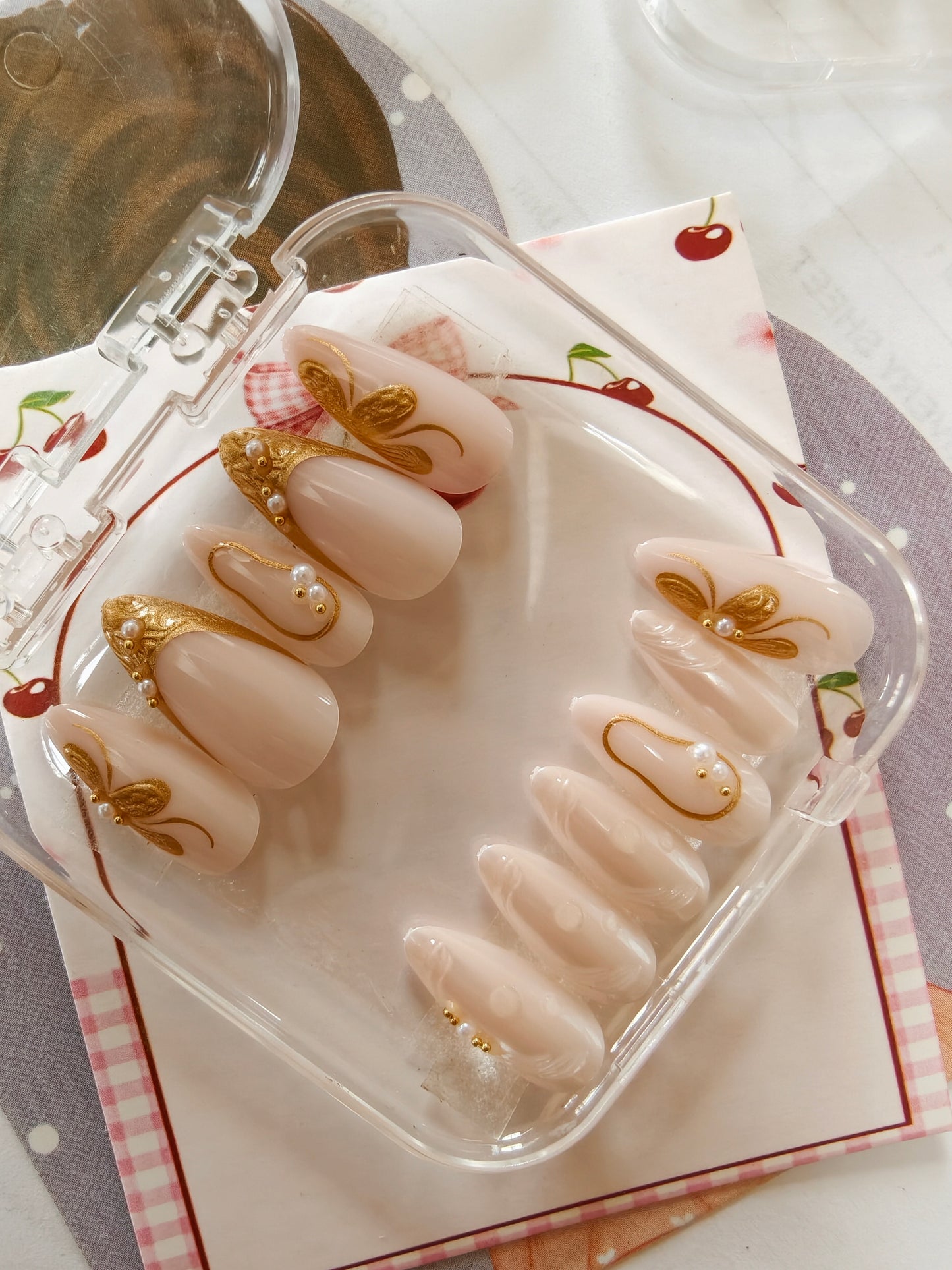 Gold Era- Handmade 12pcs Nail set with Application kit